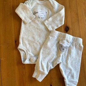 Simple Joys by Carter's Sheep Baby Bodysuit and Pants in Gray